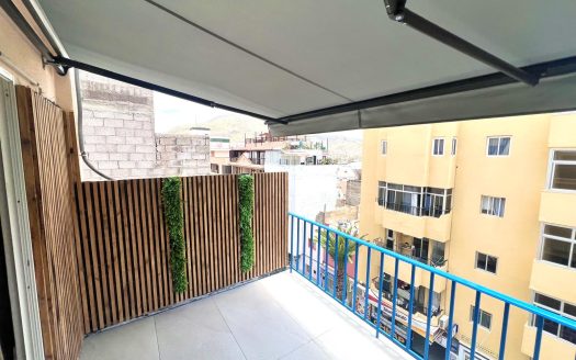Piso en venta con vista al mar Los Cristianos